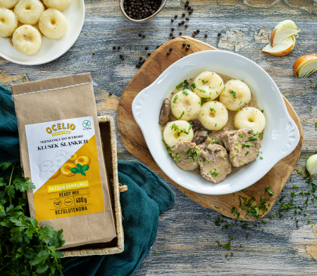 Bezglutenowe kluski śląskie z mięsnym sosem